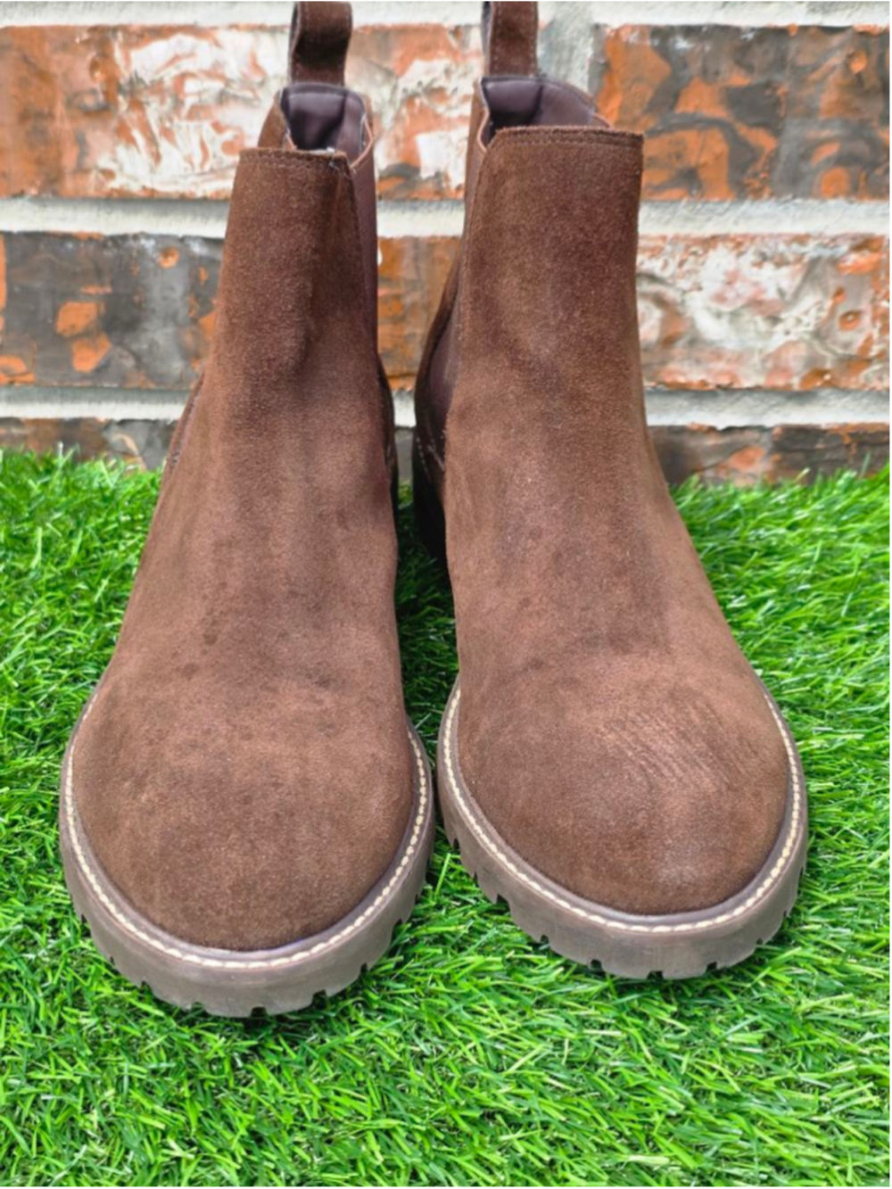 Steve Madden Brown Suede Chelsea Boots Women’s Size 11 - Picture 2 of 6